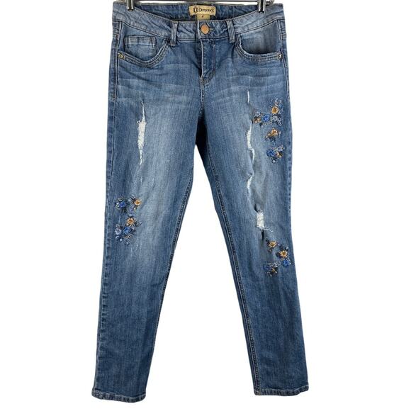 Democracy Girlfriend Fit Floral Embroidered Distressed Jeans‎ Size 6 - Picture 1 of 10